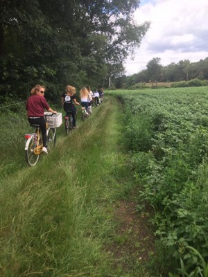 Kamp 2017, donderdag 13 juli, fietsspeurtocht 1.jpg