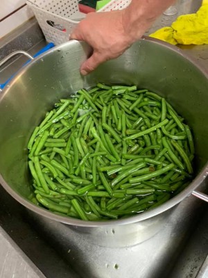 Kamp 2019, dinsdag 23 juli, avondeten 2.jpg