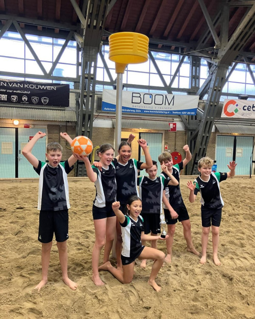 Achilles D1 - Beachkorfbal Kampioen (2).jpg